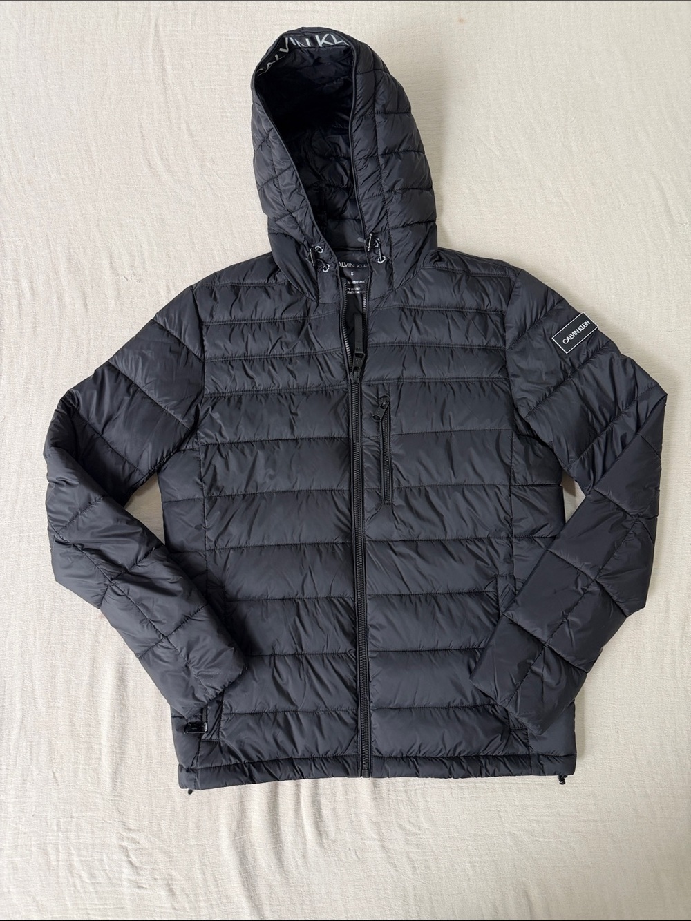 Calvin Klein Men’s Black Hooded Puffer Jacket Size Small